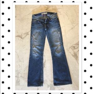 Buckle BKE Distressed Sabrina Jeans Size 26 X 31.5